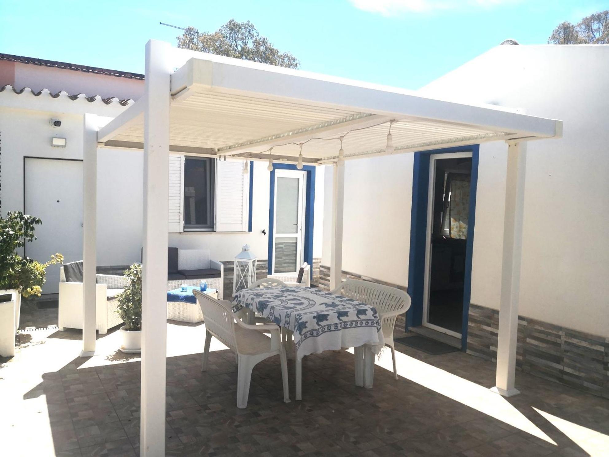 Villa La Casa Del Melograno à Solanas  Extérieur photo